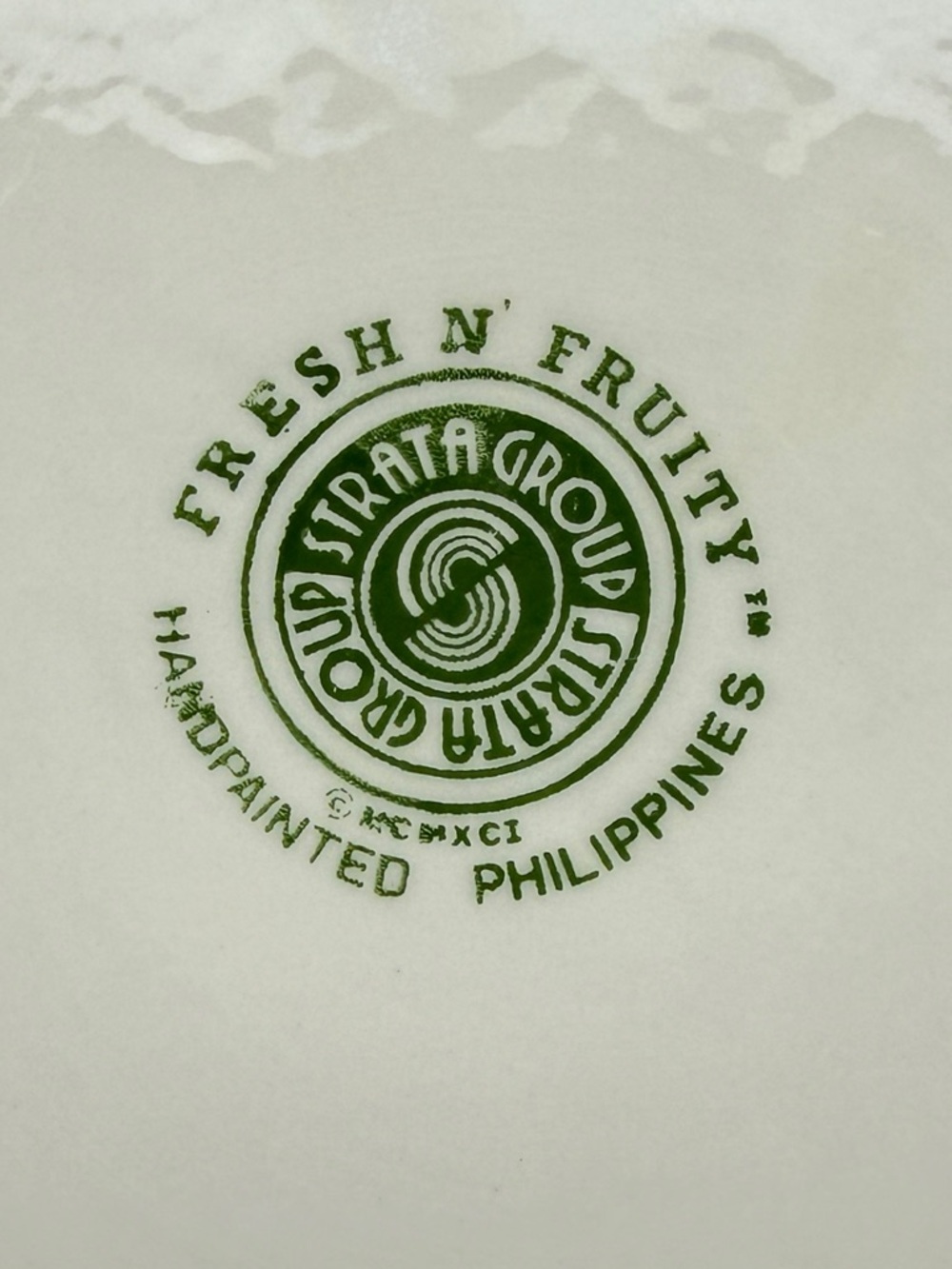 Strata Group Fresh N Fruity Hand Painted Design 8.75" Plates, set of 6 - Picture 8 of 9